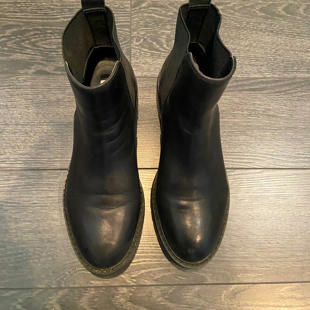 Steve Madden Boot